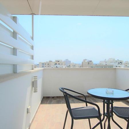 Phaedrus Living: Luxury Suite Nicosia 508 Экстерьер фото