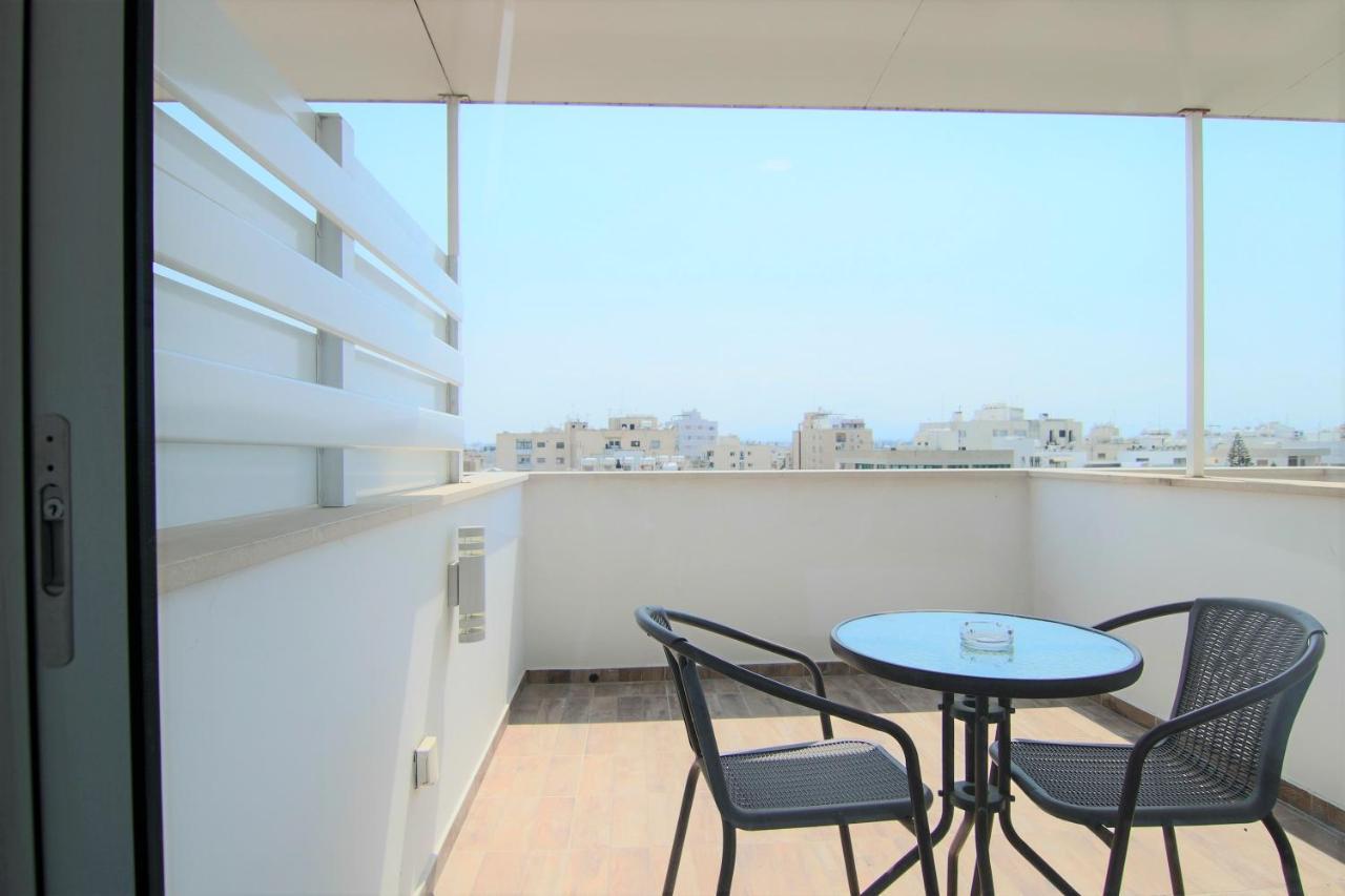 Phaedrus Living: Luxury Suite Nicosia 508 Экстерьер фото