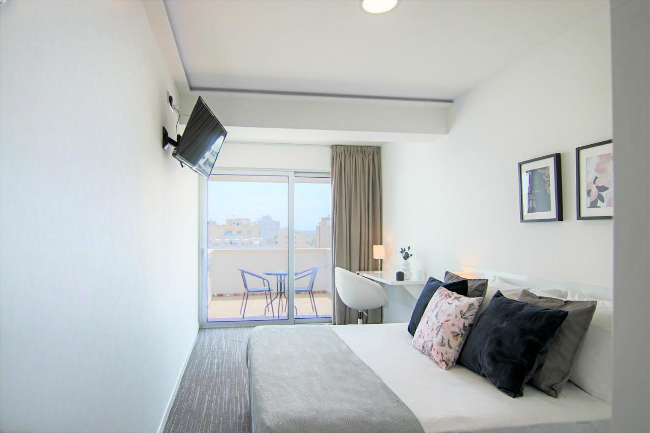Phaedrus Living: Luxury Suite Nicosia 508 Экстерьер фото